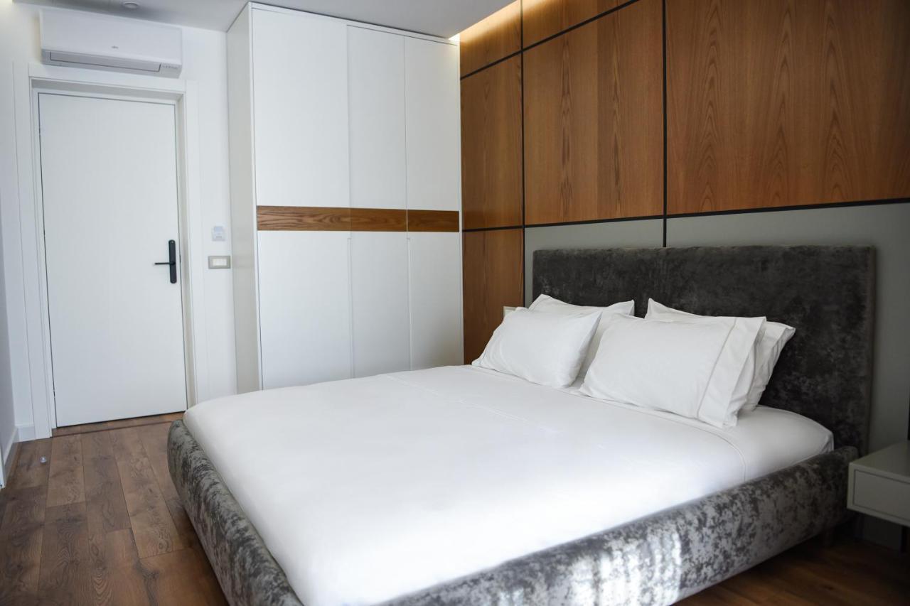 Hotel The Wilson Tirana Zewnętrze zdjęcie