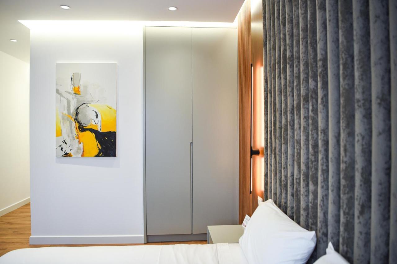 Hotel The Wilson Tirana Zewnętrze zdjęcie